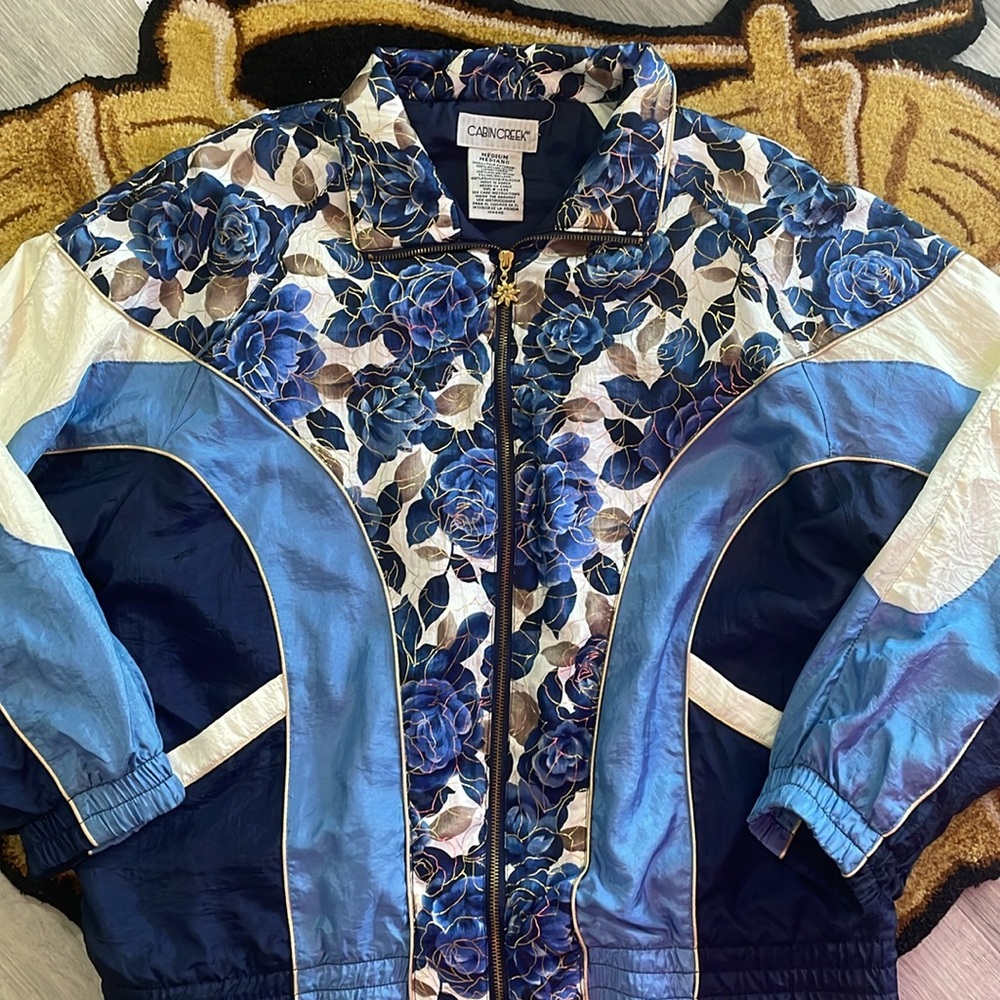 Vintage “Cabin Creek” Navy/Baby Blue Medium tracksuit jacket 🧥💙🩵🤎🤍🌹